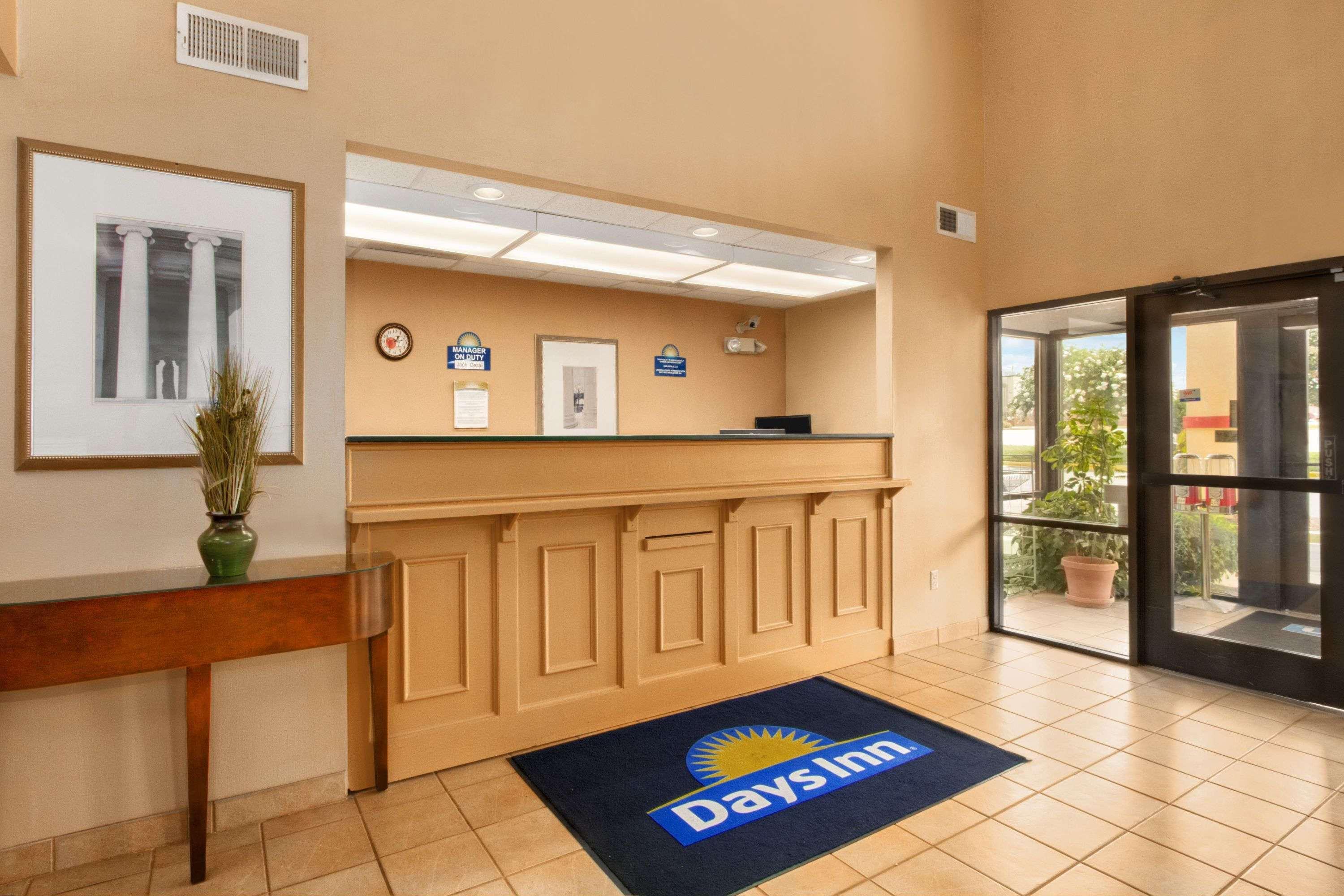 Days Inn By Wyndham Mauldin/Greenville Extérieur photo