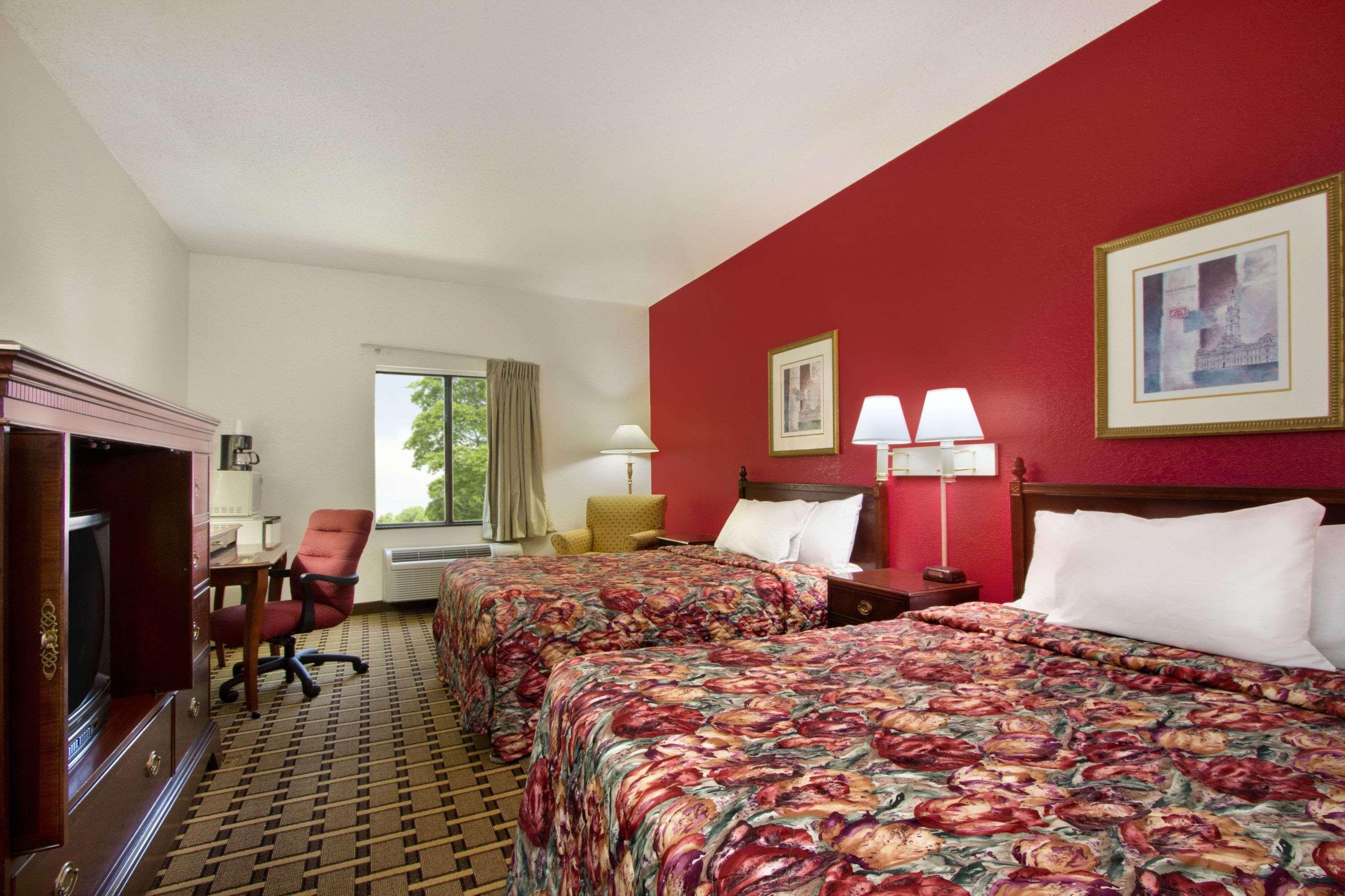 Days Inn By Wyndham Mauldin/Greenville Extérieur photo