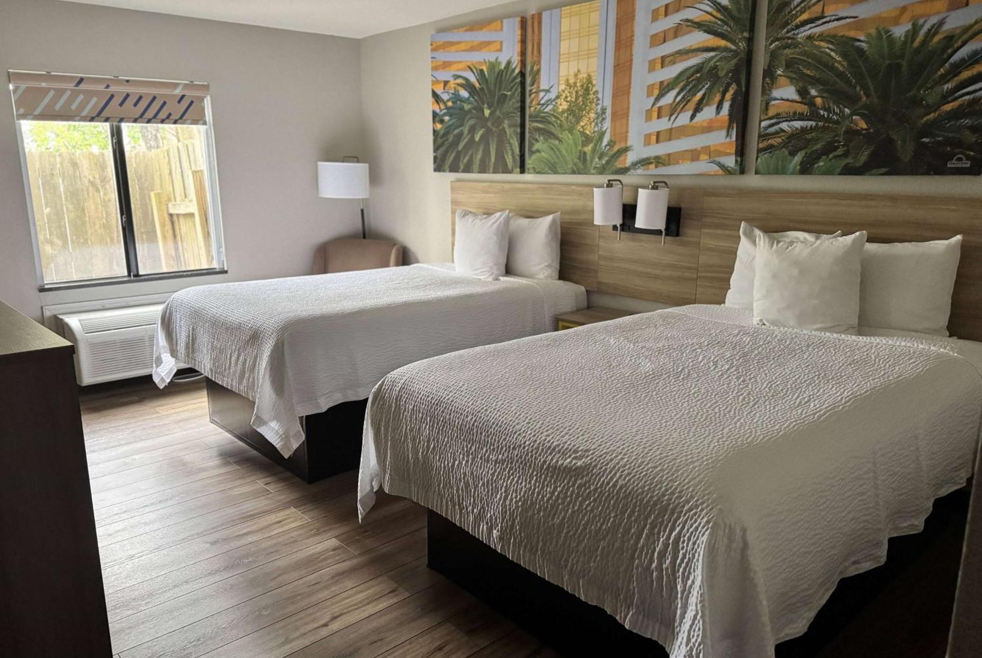 Days Inn By Wyndham Mauldin/Greenville Extérieur photo