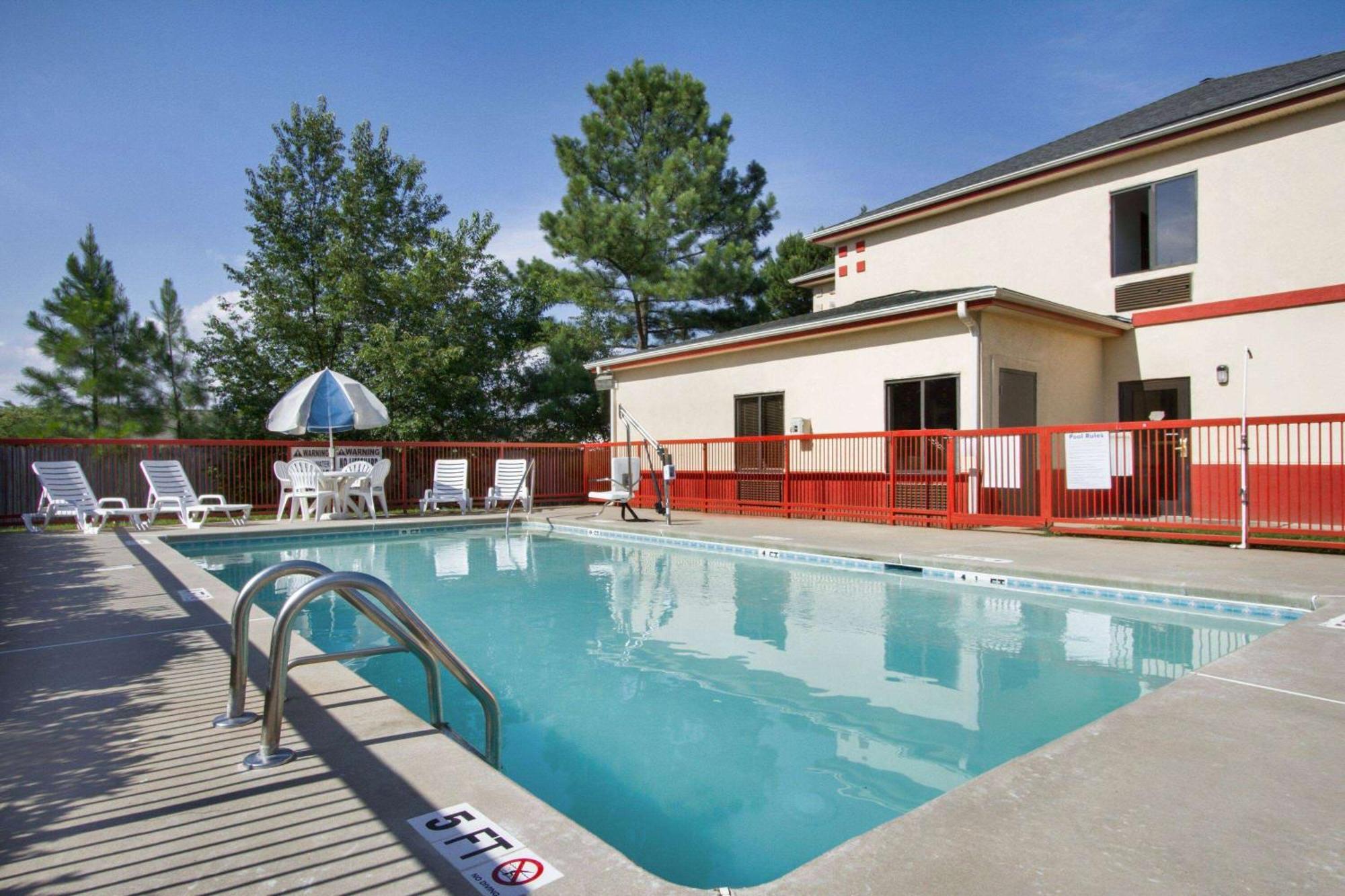 Days Inn By Wyndham Mauldin/Greenville Extérieur photo