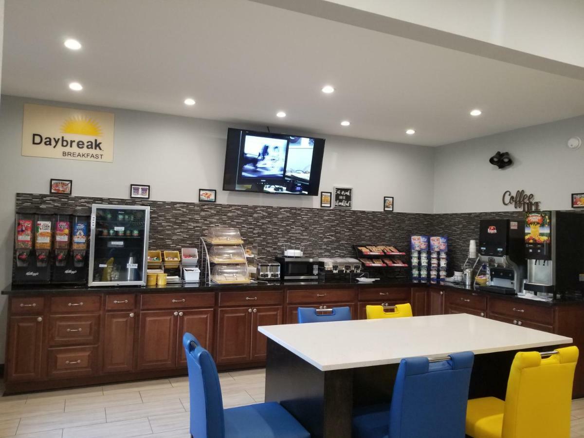 Days Inn By Wyndham Mauldin/Greenville Extérieur photo